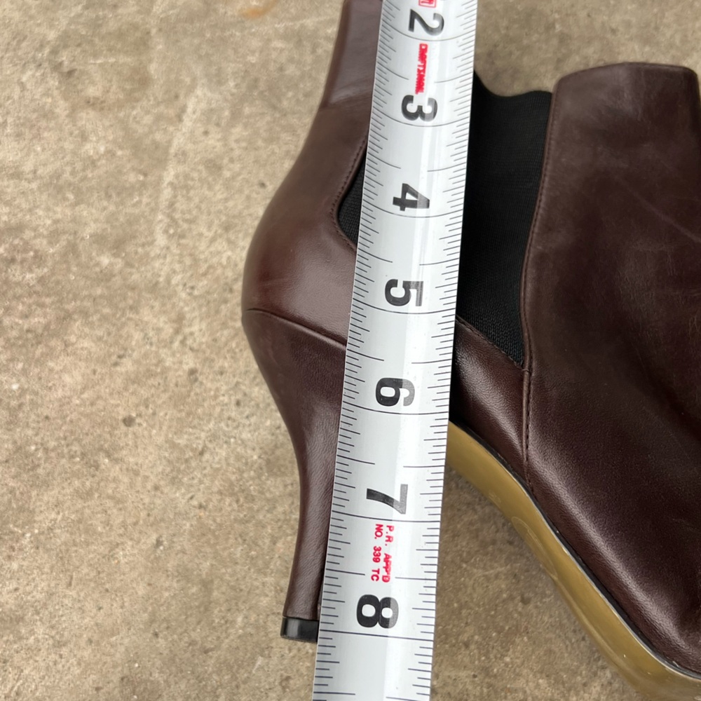 Michael Kors Leather Asbury Pointed Toe Leather Bootie Brown Women Sz 8 - Picture 15 of 16